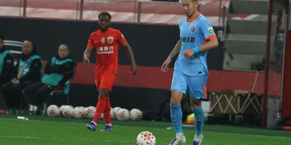 bob体育app下载-上港肠子悔青了？放走的国脚王牌中场在玉昆爆发，自己却深陷泥潭|徐新|上海海港|云南|云南玉昆|中超_新浪体育_新浪新闻